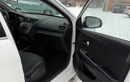 KIA Rio III рестайлинг, 2015 год, 820 000 рублей, 13 фотография