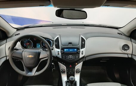 Chevrolet Cruze II, 2015 год, 645 000 рублей, 9 фотография