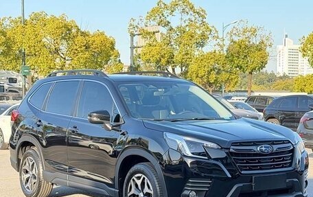 Subaru Forester, 2021 год, 3 300 000 рублей, 2 фотография