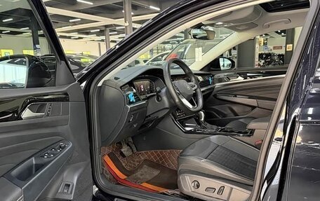 Volkswagen Passat B8 рестайлинг, 2021 год, 2 140 000 рублей, 4 фотография