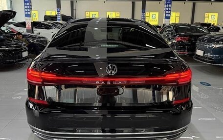 Volkswagen Passat B8 рестайлинг, 2021 год, 2 140 000 рублей, 12 фотография