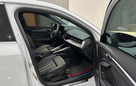 Audi A3, 2022 год, 2 300 000 рублей, 14 фотография