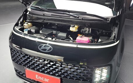 Hyundai Staria, 2024 год, 4 600 000 рублей, 2 фотография