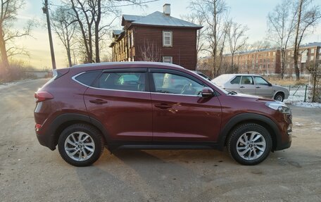 Hyundai Tucson III, 2016 год, 2 050 000 рублей, 4 фотография