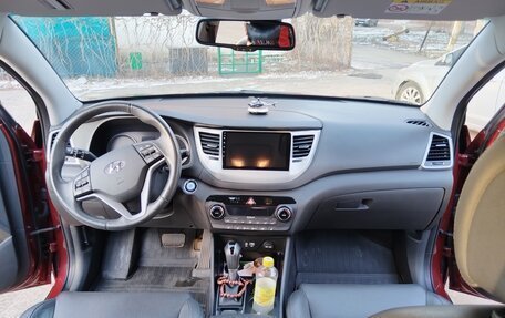 Hyundai Tucson III, 2016 год, 2 050 000 рублей, 10 фотография