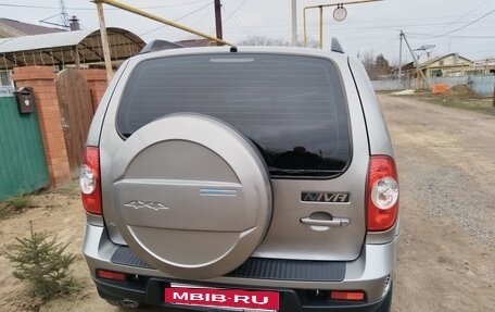 Chevrolet Niva I рестайлинг, 2012 год, 720 000 рублей, 5 фотография