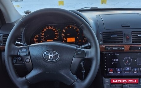 Toyota Avensis III рестайлинг, 2006 год, 690 000 рублей, 15 фотография