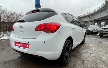 Opel Astra J, 2010 год, 650 000 рублей, 10 фотография