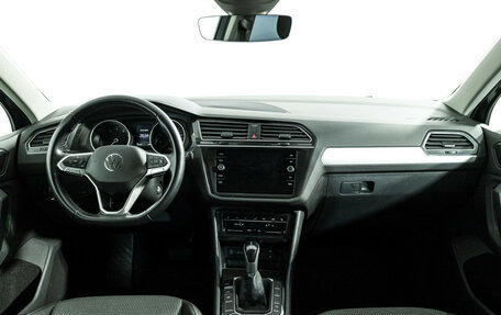 Volkswagen Tiguan II, 2022 год, 3 199 700 рублей, 13 фотография