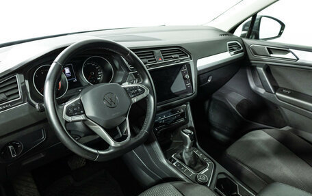 Volkswagen Tiguan II, 2022 год, 3 199 700 рублей, 11 фотография