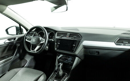 Volkswagen Tiguan II, 2022 год, 3 199 700 рублей, 9 фотография