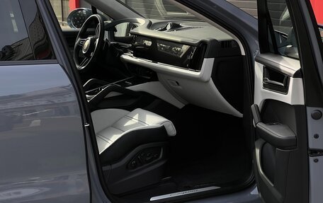 Porsche Cayenne III, 2025 год, 18 990 000 рублей, 27 фотография