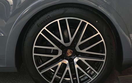 Porsche Cayenne III, 2025 год, 18 990 000 рублей, 34 фотография