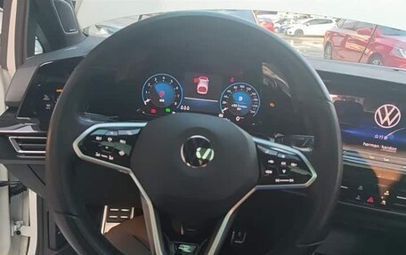 Volkswagen Golf VIII, 2021 год, 1 790 000 рублей, 11 фотография