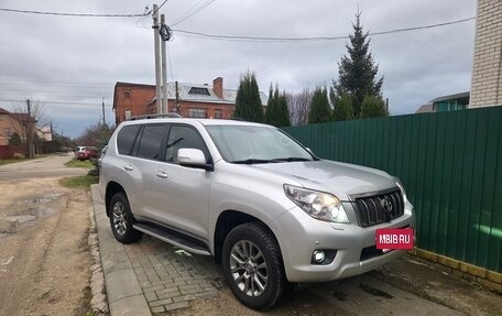 Toyota Land Cruiser Prado 150 рестайлинг 2, 2011 год, 2 650 000 рублей, 6 фотография