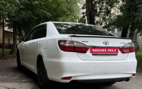 Toyota Camry, 2016 год, 1 900 000 рублей, 4 фотография