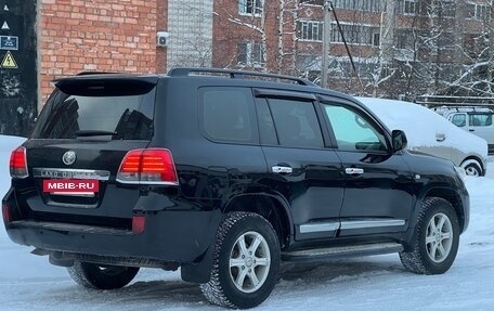 Toyota Land Cruiser 200, 2010 год, 2 450 000 рублей, 2 фотография