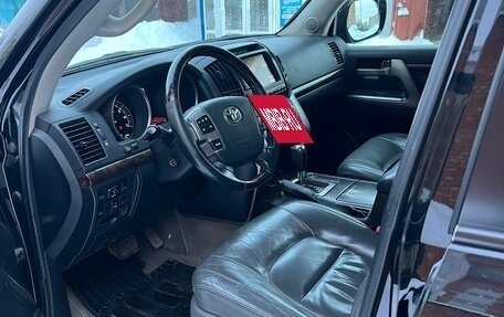 Toyota Land Cruiser 200, 2010 год, 2 450 000 рублей, 4 фотография