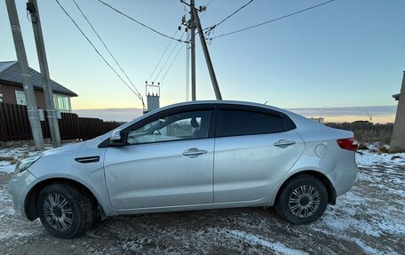 KIA Rio III рестайлинг, 2013 год, 685 550 рублей, 16 фотография