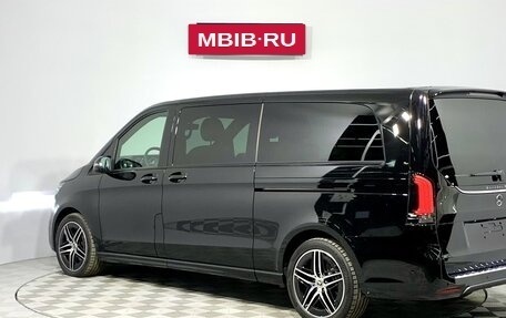 Mercedes-Benz V-Класс, 2024 год, 18 250 000 рублей, 4 фотография