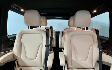 Mercedes-Benz V-Класс, 2024 год, 18 250 000 рублей, 12 фотография