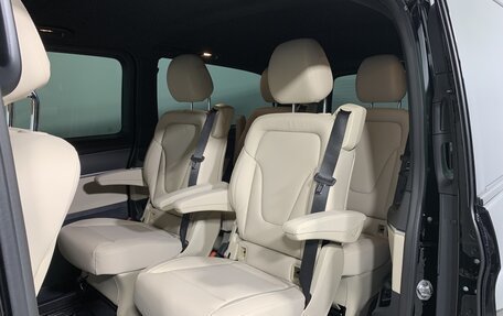 Mercedes-Benz V-Класс, 2024 год, 18 250 000 рублей, 8 фотография