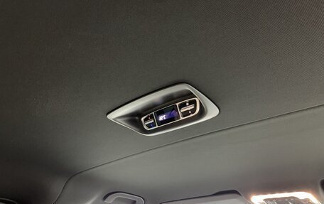 Mercedes-Benz V-Класс, 2024 год, 18 250 000 рублей, 31 фотография