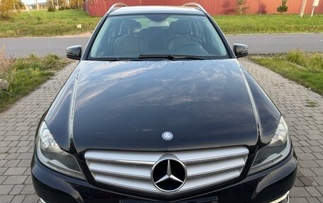 Mercedes-Benz C-Класс, 2012 год, 1 150 000 рублей, 7 фотография