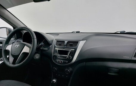 Hyundai Solaris II рестайлинг, 2016 год, 739 000 рублей, 12 фотография