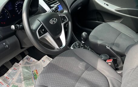 Hyundai Solaris II рестайлинг, 2012 год, 740 000 рублей, 10 фотография