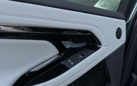 Land Rover Range Rover Evoque II, 2025 год, 6 790 000 рублей, 16 фотография