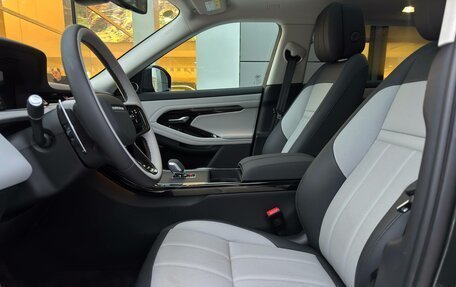 Land Rover Range Rover Evoque II, 2025 год, 6 790 000 рублей, 9 фотография