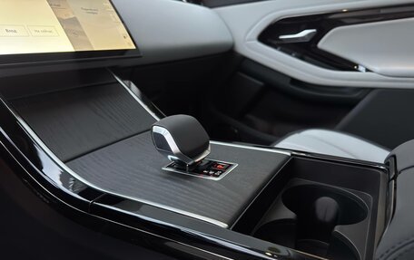 Land Rover Range Rover Evoque II, 2025 год, 6 790 000 рублей, 28 фотография