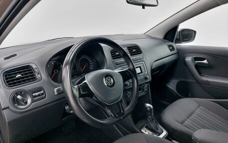 Volkswagen Polo VI (EU Market), 2015 год, 1 099 000 рублей, 10 фотография
