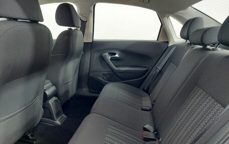 Volkswagen Polo VI (EU Market), 2015 год, 1 099 000 рублей, 17 фотография