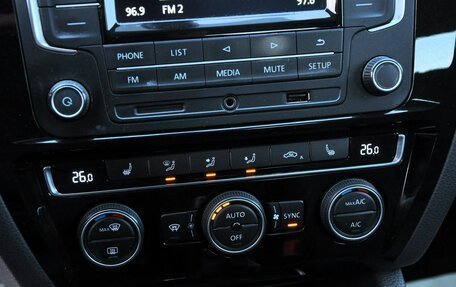 Volkswagen Jetta VI, 2017 год, 1 180 000 рублей, 14 фотография