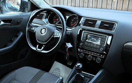 Volkswagen Jetta VI, 2017 год, 1 180 000 рублей, 10 фотография