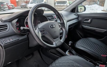 KIA Rio III рестайлинг, 2017 год, 1 250 000 рублей, 23 фотография