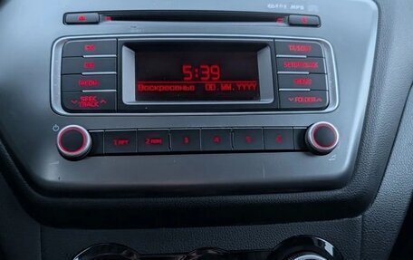 KIA Rio III рестайлинг, 2017 год, 1 250 000 рублей, 30 фотография