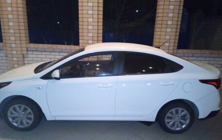 Hyundai Solaris II рестайлинг, 2020 год, 1 700 000 рублей, 3 фотография