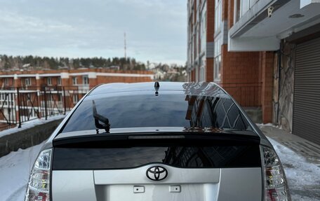 Toyota Prius, 2009 год, 1 199 999 рублей, 8 фотография