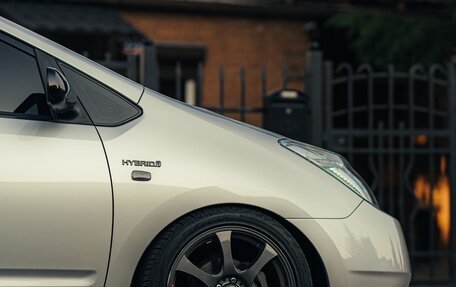 Toyota Prius, 2009 год, 1 199 999 рублей, 28 фотография