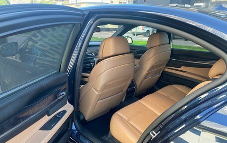 BMW 7 серия, 2010 год, 1 990 000 рублей, 7 фотография