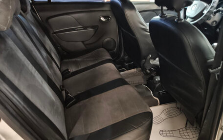 Renault Logan II, 2014 год, 620 000 рублей, 16 фотография