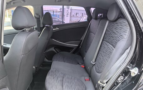 Hyundai Solaris II рестайлинг, 2015 год, 970 000 рублей, 14 фотография