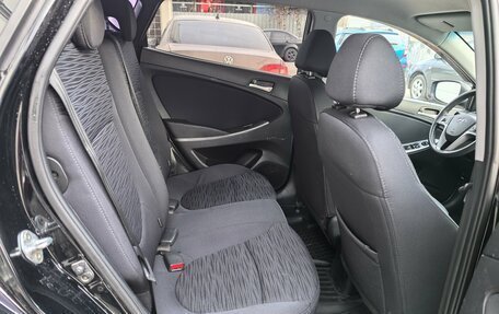 Hyundai Solaris II рестайлинг, 2015 год, 970 000 рублей, 15 фотография