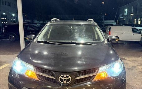 Toyota RAV4, 2014 год, 1 650 000 рублей, 3 фотография