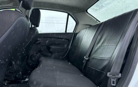 Renault Logan II, 2017 год, 349 000 рублей, 14 фотография