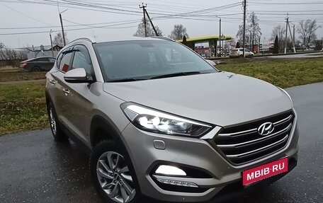 Hyundai Tucson III, 2015 год, 1 870 000 рублей, 1 фотография