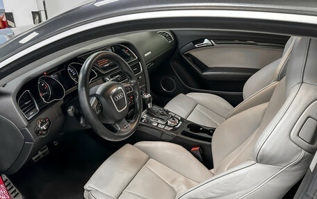 Audi RS 5, 2010 год, 1 990 000 рублей, 25 фотография